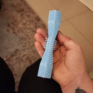 Ontvangen Tandreinigende Kauwspeelgoed voor Hond van klant K***a.